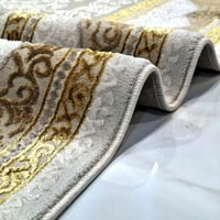 سجاد كلاسيك نقشة ملكي فاخر – اللون بني × ذهبي