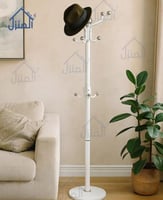 شماعة ملابس معدنية قائمة – لون أبيض بكرات فضية