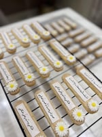 10 حبات من بسكويت ضيافة فاخر مزين بورق سكر مطبوع –...