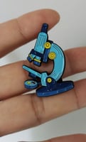 Microscope pin