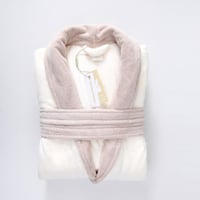 روب حمام فاخر الوان متعدده اقتنيه او اهديه لمن تحب...