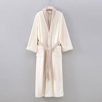 روب حمام فاخر الوان متعدده اقتنيه او اهديه لمن تحب...