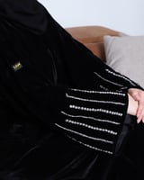 عبايه مخمل تطريز يدوي #155