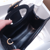 حقيبة Dior Jolie Top Handle بحجم ميني