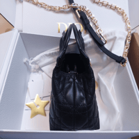 حقيبة Dior Jolie Top Handle بحجم ميني