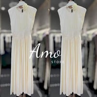 فستان طويل بخصر مرن مشغول بخياطه زم شكل انسيابي MA...