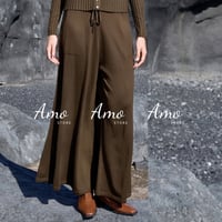 بنطلون صوف بخصر عالي خامة ناعمة و مرنه تمنحك مظهرا...