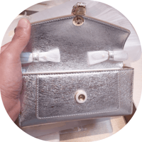 شنطة بولغاري سيربنتي فورإيفر لون فضي الجديدة حجم 1...