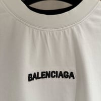 تي شيرت بالنسياغا رجالي قطن لون أبيض و أسود وجهين...