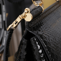 دولتشي آند غابانا سيسلي جلد ثعبان مقاس Dolce and G...