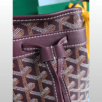 شنطة جويارد لون برغندي مقاس وسط Goyard Petit Flot...