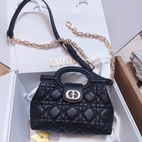 حقيبة Dior Jolie Top Handle بحجم ميني