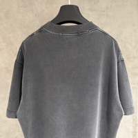 تي شيرت رجالي قطن لون رمادي بأكمام قصيرة وياقة مدو...