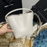 حقيبة سان لوران بوكت مقاس 20 سم Saint Laurent Le 3...