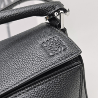 حقيبة لويفي بازل إيدج حجم ميني Mini Puzzle Edge ba...