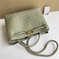 شنطة بوتيغا فينيتا لون أخضر الترافرتين الحجم الوسط...