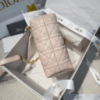 حقيبة Dior Jolie Top Handle بحجم ميني