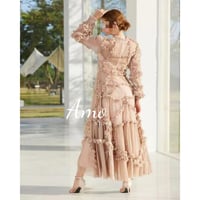 فستان سهرة طويل من أرقى بيوت الأزياء الإيطالية تصم...