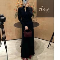 فستان لون أسود طويل ماكسي لف على الخصر بكسرات جانب...