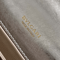 حقيبة بولغاري سيربنتي فورإيفر لون فضي حجم Bvlgari...