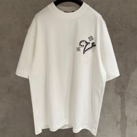 تي شيرت رجالي قطن لون أبيض بأكمام قصيرة وياقة مدور...