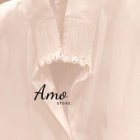 بلوزة انيقة ناعمة بأكمام طويلة ,الياقة بأزرار لؤلؤ...