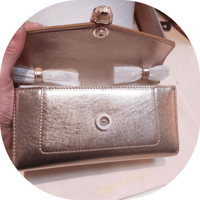 شنطة بولغاري سيربنتي فورإيفر لون ذهبي روز الجديدة...