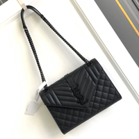 BLACK / BLACK