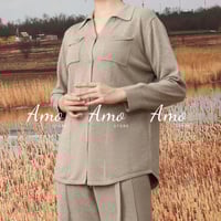 بلوزة شتوية نسائية بزراير أمامية بنمط رسمي خامة نا...