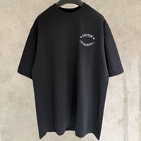 تي شيرت رجالي قطن لون أسود بأكمام قصيرة وياقة مدور...