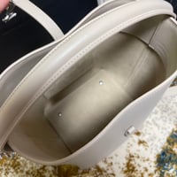 حقيبة سان لوران بوكت مقاس 20 سم Saint Laurent Le 3...