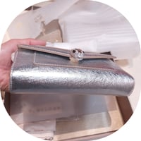 شنطة بولغاري سيربنتي فورإيفر لون فضي الجديدة حجم 1...