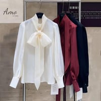 بلوزة لون سكري أوف وايت بزراير أمامية بكرافت MABL1...