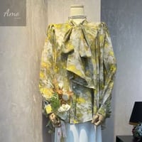 بلوزة مشجرة بزراير أمامية بكرافت مقاسها كبير MABL0...