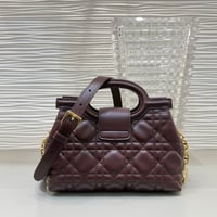 حقيبة Dior Jolie Top Handle بحجم ميني