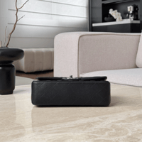 حقيبة شانيل كلاسيك جلد كافيار مقاس 23 سم Chanel Cl...