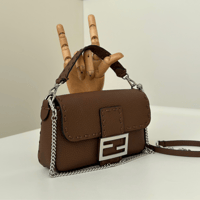 شنطة فيندي باغيت لون بني غامق مقاس سمول Fendi Bagu...