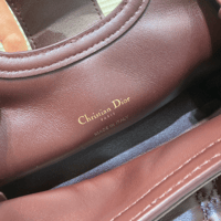 حقيبة Dior Jolie Top Handle بحجم ميني