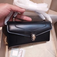 شنطة بولغاري سيربنتي فورإيفر لون أسود الجديدة حجم...