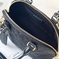 شنطة لويس فيتون M26409 Alma BB Monogram Canvas LV
