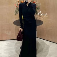 فستان لون أسود طويل ماكسي لف على الخصر بكسرات جانب...