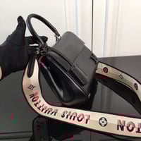 حقيبة Cluny Mini لويس فيتون M24616