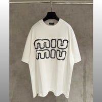 تي شيرت رجالي قطن لون أبيض بأكمام قصيرة وياقة مدور...