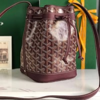 شنطة جويارد لون برغندي مقاس وسط Goyard Petit Flot...