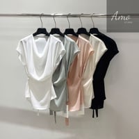 بلوزة ناعمة مخصرة بحزام من الجوانب يربط من الخلف أ...