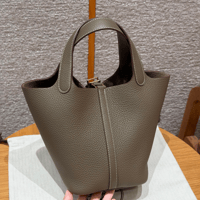 شنطة هيرميز بيكوتان 18 Hermès picotin