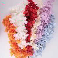 اغصان تنسيق صناعية