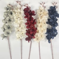 أوركيد صناعي ملون قطيفة أنيق