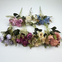 ورد بيبي بيوني مع كريز