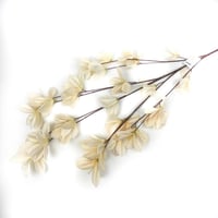 اغصان تنسيق صناعية